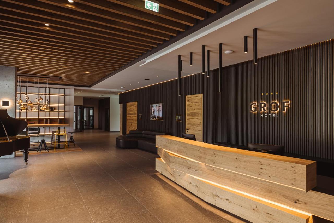 Hotel Grof Vransko 외부 사진
