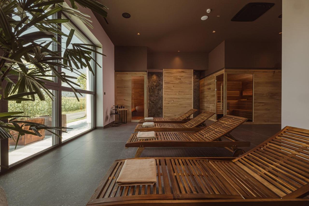 Hotel Grof Vransko 외부 사진