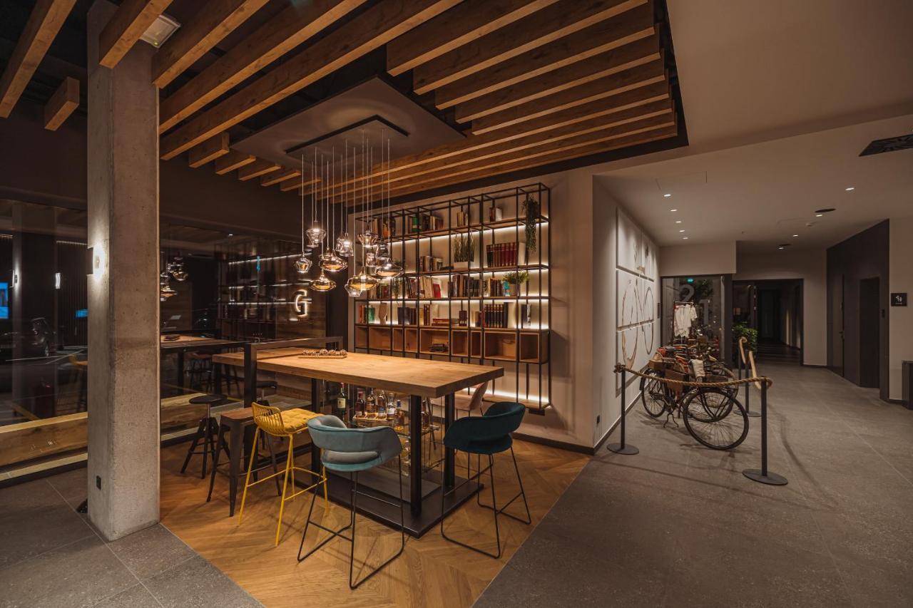Hotel Grof Vransko 외부 사진