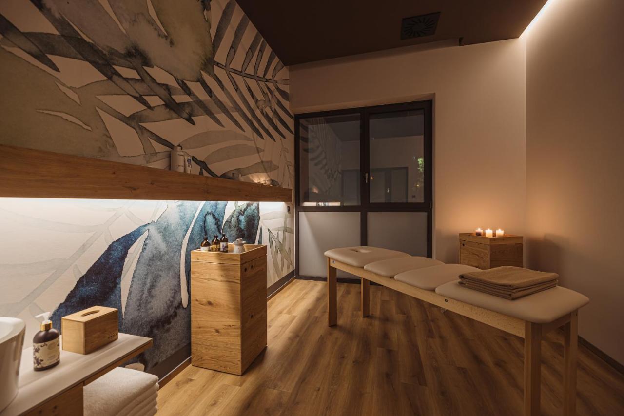 Hotel Grof Vransko 외부 사진